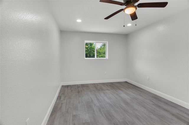 110 Prune Street, La Marque, TX 77568