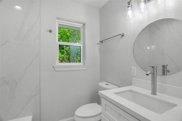 110 Prune Street, La Marque, TX 77568