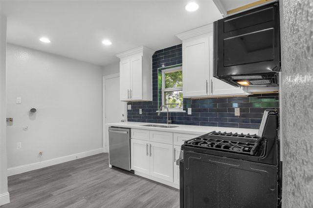 110 Prune Street, La Marque, TX 77568