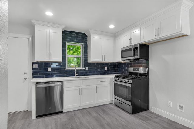 110 Prune Street, La Marque, TX 77568