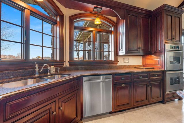 N8418 NORTH SHORE ROAD, Menasha, WI 54952