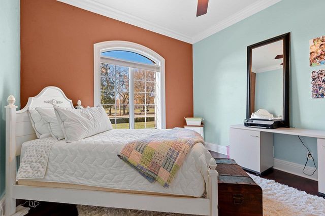 N8418 NORTH SHORE ROAD, Menasha, WI 54952