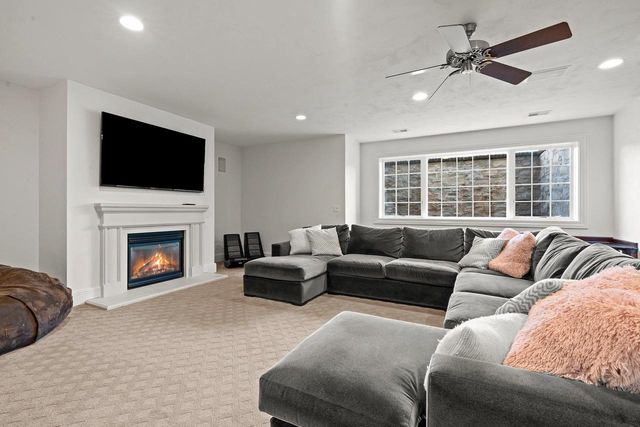 N8418 NORTH SHORE ROAD, Menasha, WI 54952