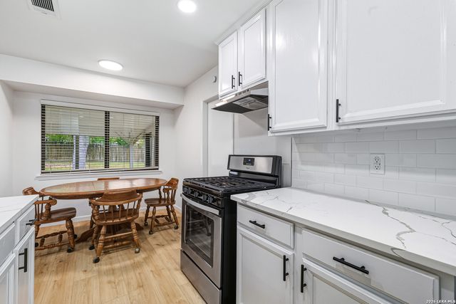 10911 Putman Farm, San Antonio, TX 78230