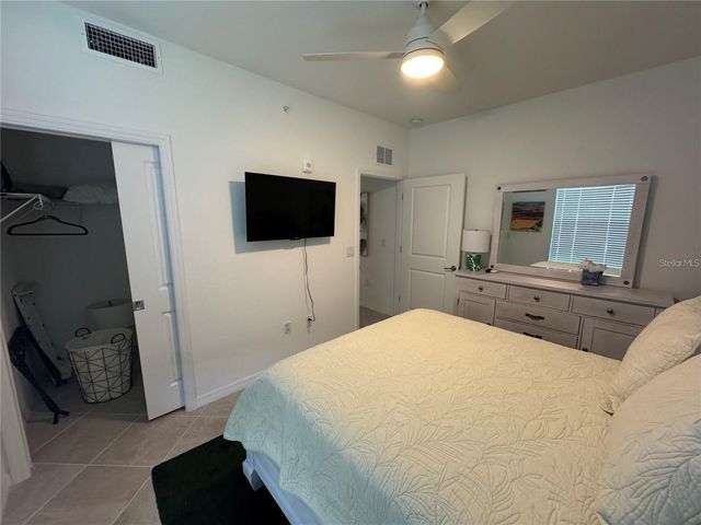 12390 WELLEN GOLF STREET 101, Venice, FL 34293