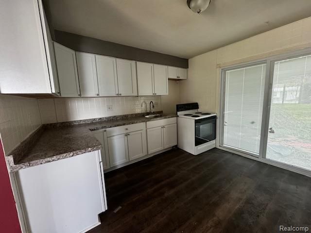 26367 Ridgemont Street, Roseville, MI 48066