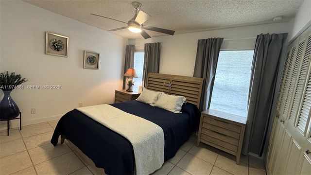 405 Bennington Ln 405, Lake Worth, FL 33467