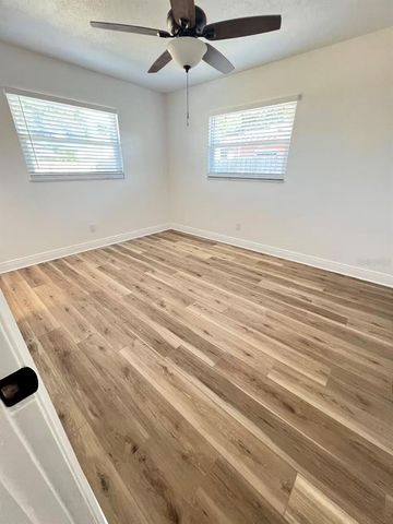 11093 54TH AVENUE N, St Petersburg, FL 33708
