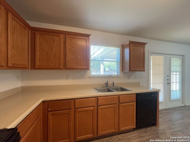 6903 Cutting Creek, San Antonio, TX 78244