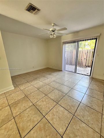 3281 E Golf Blvd 4, Pompano Beach, FL 33064