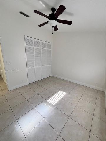 3281 E Golf Blvd 4, Pompano Beach, FL 33064