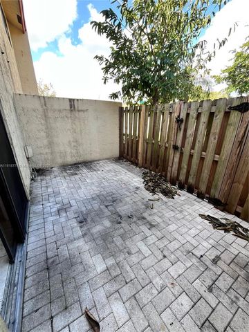 3281 E Golf Blvd 4, Pompano Beach, FL 33064