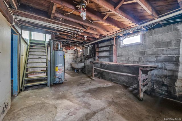54 Garfield Place, East Northport, NY 11731