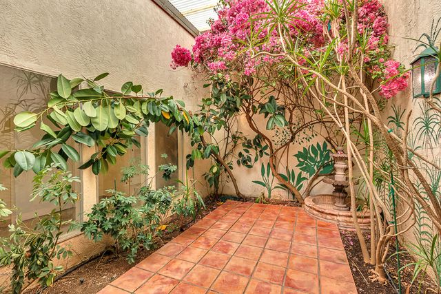 301 Los Nietos Court, El Paso, TX 79932