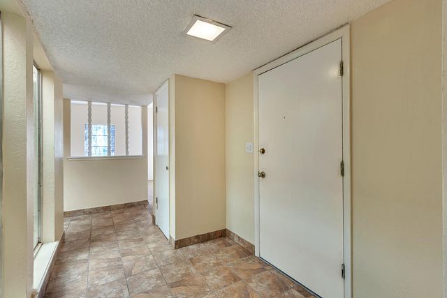 301 Los Nietos Court, El Paso, TX 79932