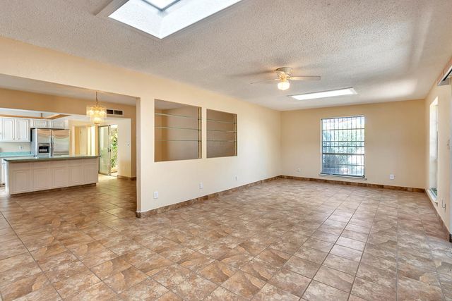 301 Los Nietos Court, El Paso, TX 79932