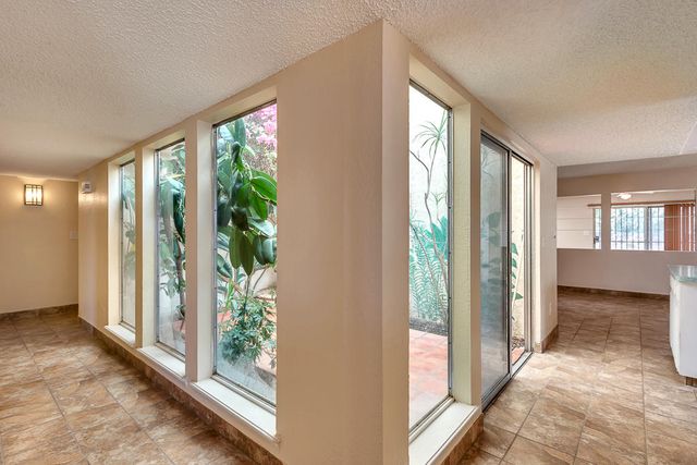 301 Los Nietos Court, El Paso, TX 79932