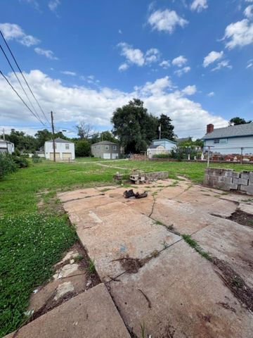 1416 N Henry St, Augusta, KS 67010
