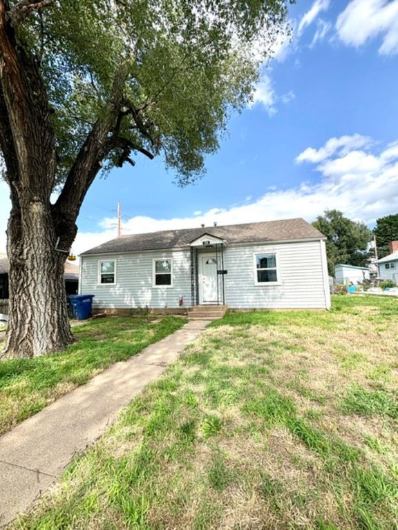 1416 N Henry St, Augusta, KS 67010