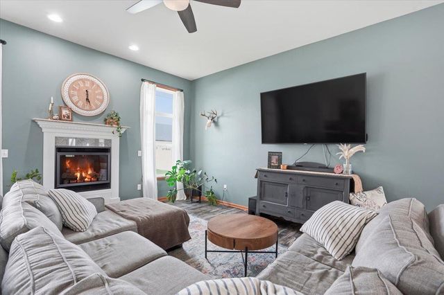 215 Olson Avenue, Belleville, WI 53508