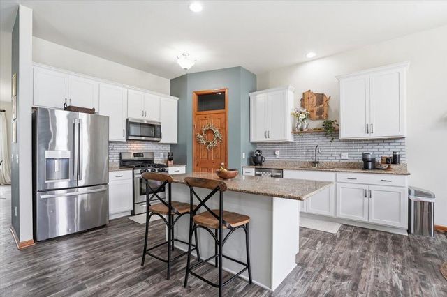 215 Olson Avenue, Belleville, WI 53508