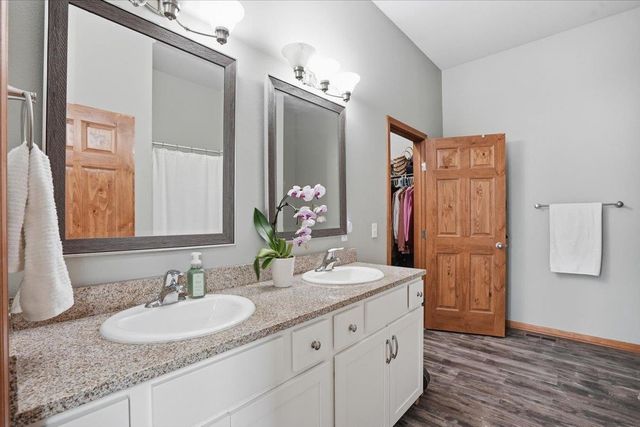 215 Olson Avenue, Belleville, WI 53508