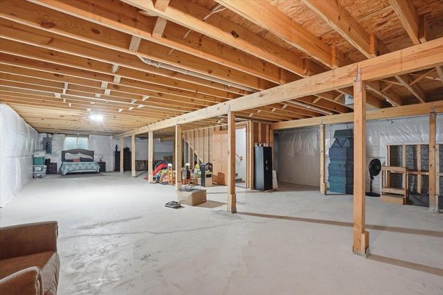 215 Olson Avenue, Belleville, WI 53508