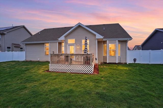 215 Olson Avenue, Belleville, WI 53508