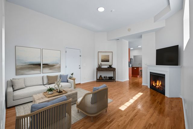 4545 S Drexel Boulevard 1B, Chicago, IL 60653