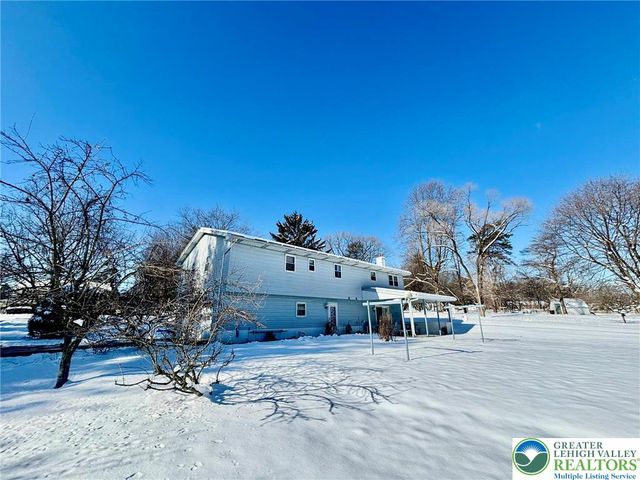 372 Oxford Circle, Moore Twp, PA 18014