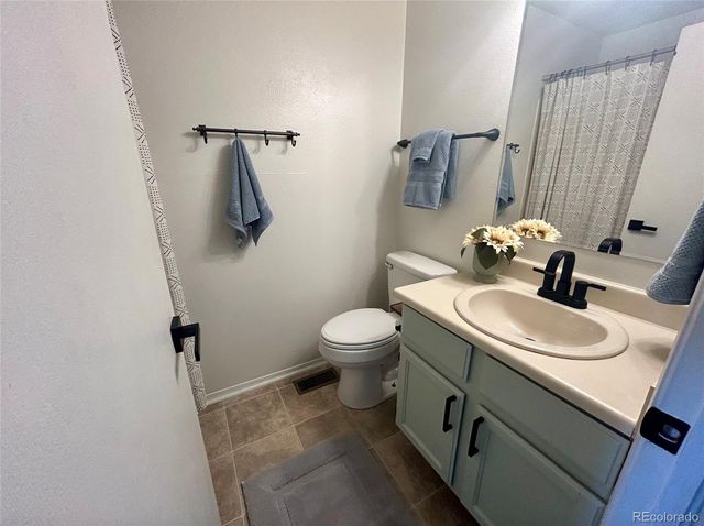 17477 E Rice Circle F, Aurora, CO 80015