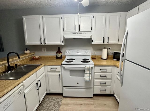 17477 E Rice Circle F, Aurora, CO 80015