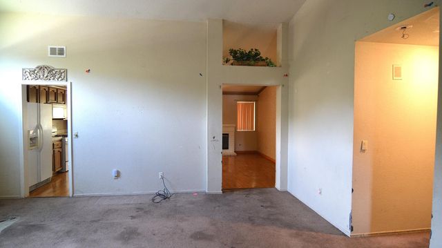 5320 Applehurst Way, Elk Grove, CA 95758