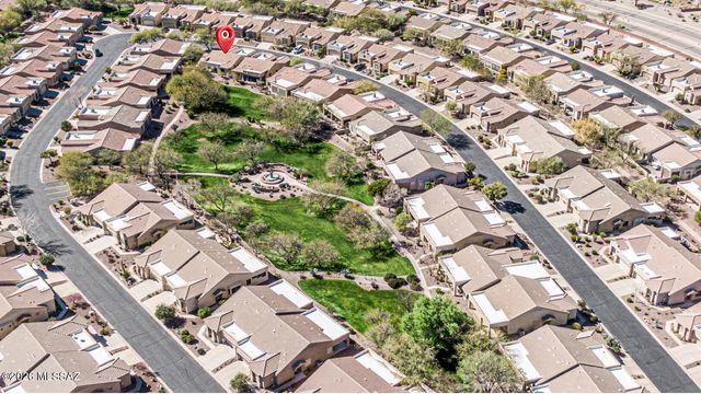 649 W Knotwood Street, Green Valley, AZ 85614