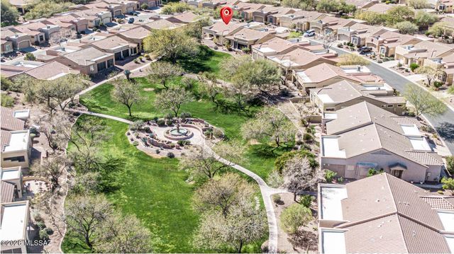 649 W Knotwood Street, Green Valley, AZ 85614
