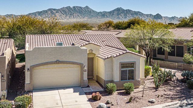 649 W Knotwood Street, Green Valley, AZ 85614