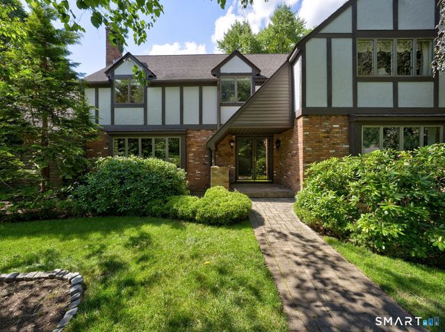 25 Country Lane, Glastonbury, CT 06073