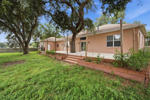 6611 W KNIGHTS GRIFFIN ROAD, Plant City, FL 33565