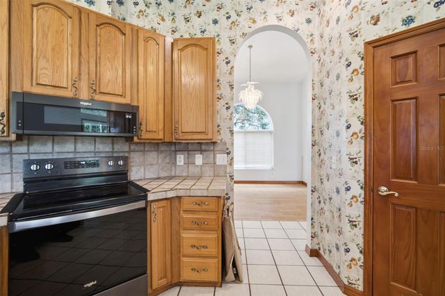 6611 W KNIGHTS GRIFFIN ROAD, Plant City, FL 33565