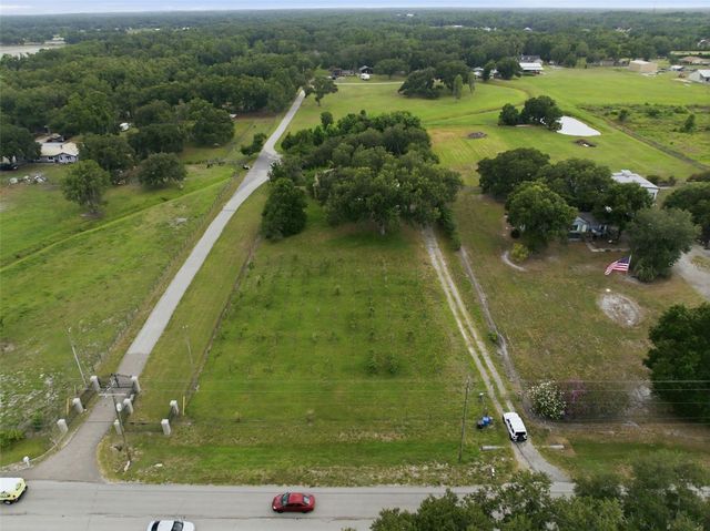 6611 W KNIGHTS GRIFFIN ROAD, Plant City, FL 33565