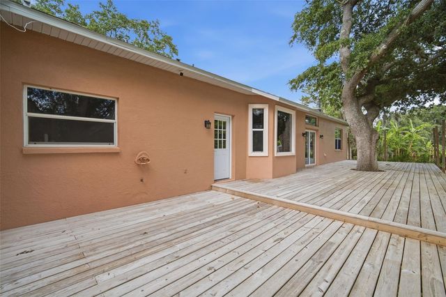 6611 W KNIGHTS GRIFFIN ROAD, Plant City, FL 33565