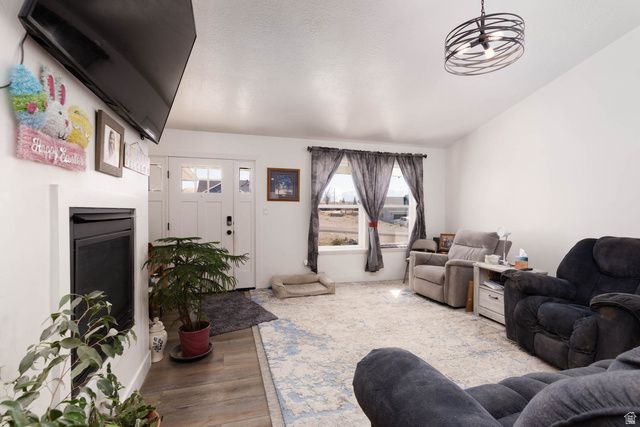 497 N 200 W, Moroni, UT 84646