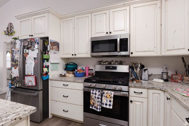 497 N 200 W, Moroni, UT 84646