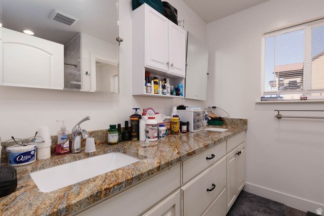 497 N 200 W, Moroni, UT 84646