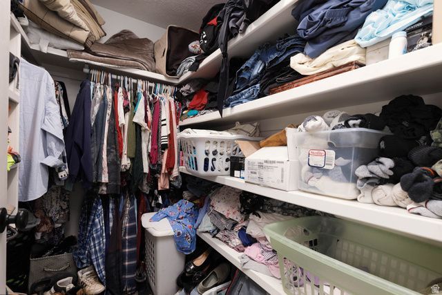 497 N 200 W, Moroni, UT 84646