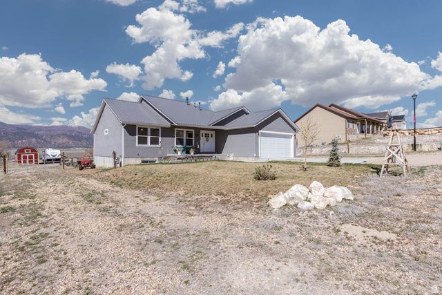 497 N 200 W, Moroni, UT 84646