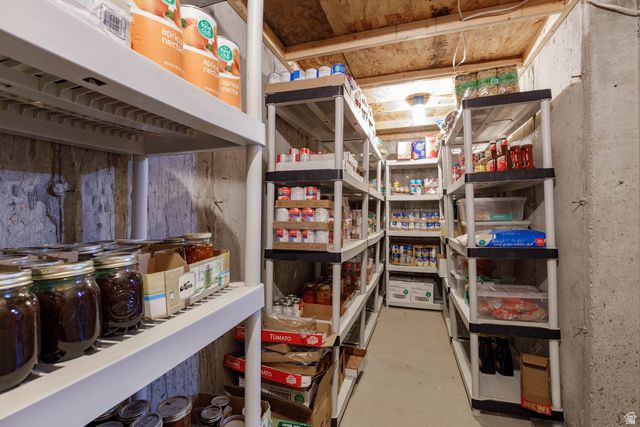 497 N 200 W, Moroni, UT 84646