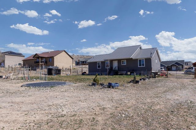497 N 200 W, Moroni, UT 84646