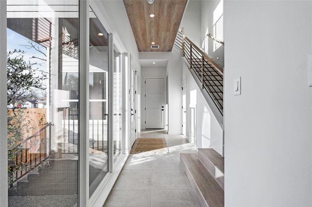 312 E 35th Street, Houston, TX 77018