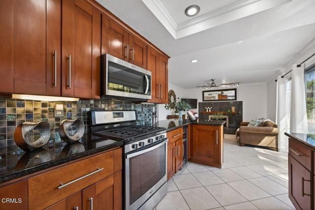 2052 Glenbrook Avenue, Camarillo, CA 93010